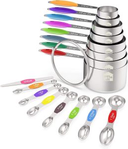 Mesuring cups for Beginner Baker